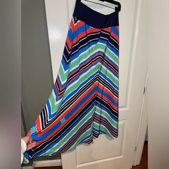 Lilly Pulitzer Printed Silk Maxi Skirt ⚓️🛳️ Size 0 - Picture 4 of 10